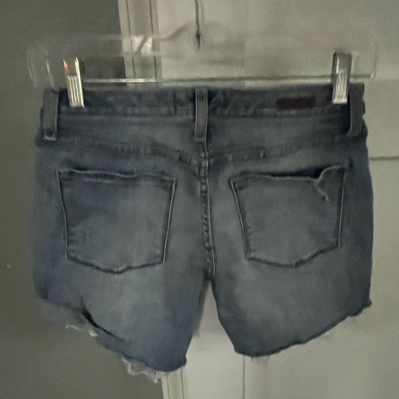 Lilia Ryan’s jeans shots! - Picture 3 of 3